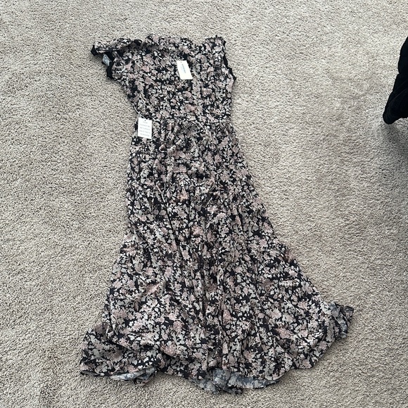 Floral Maxi Dress - Picture 5 of 7